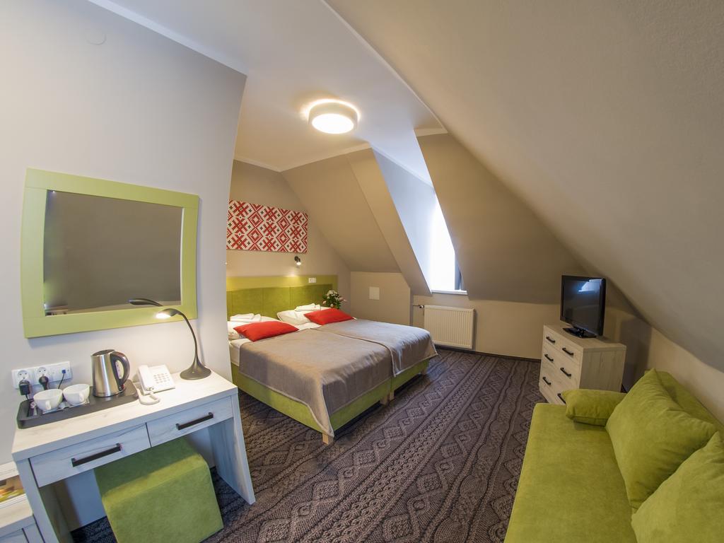 Hotel *** Nat Krynica Zdroj Eksteriør billede